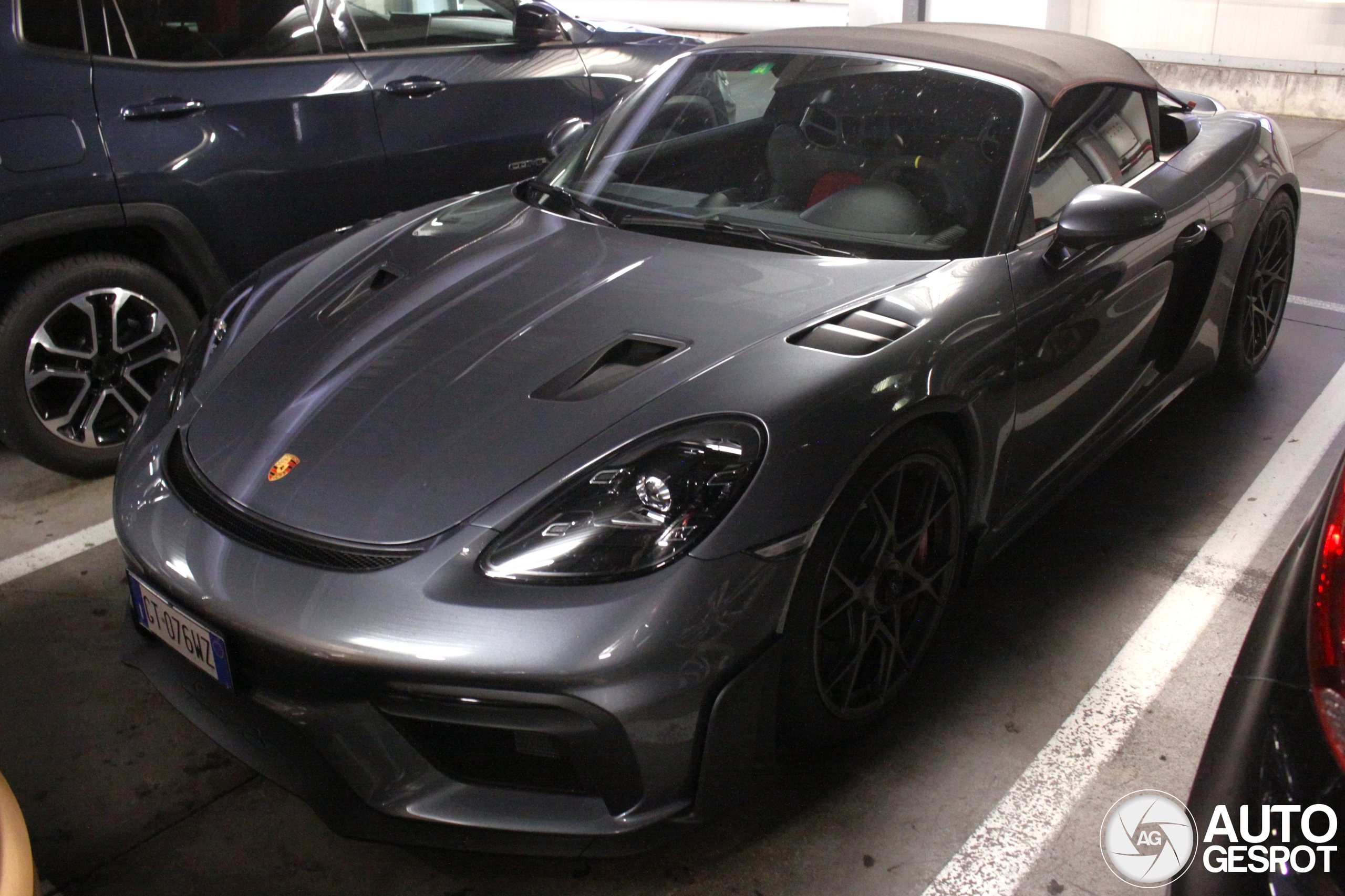 Porsche 718 Spyder RS