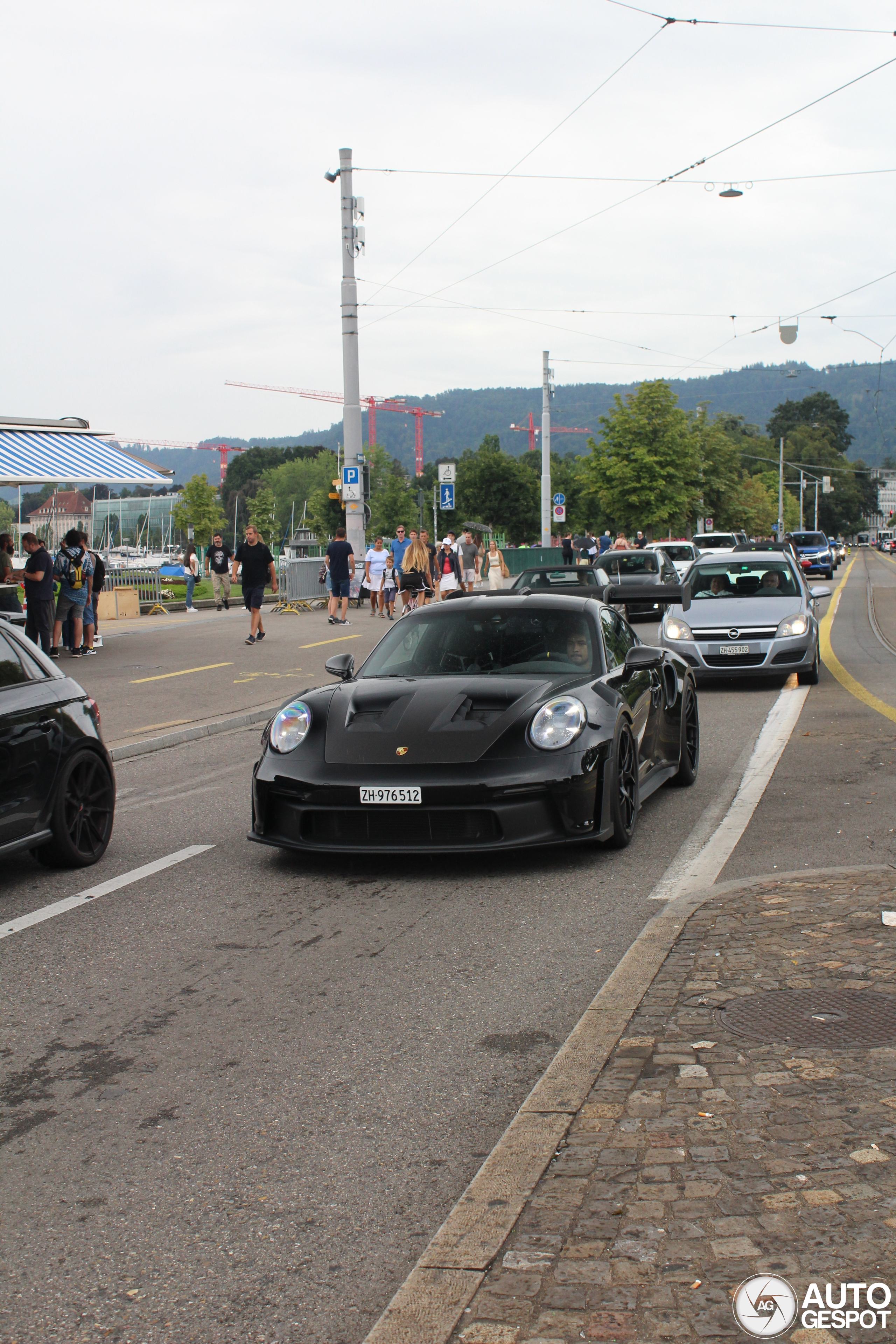 Porsche 992 GT3 RS Weissach Package