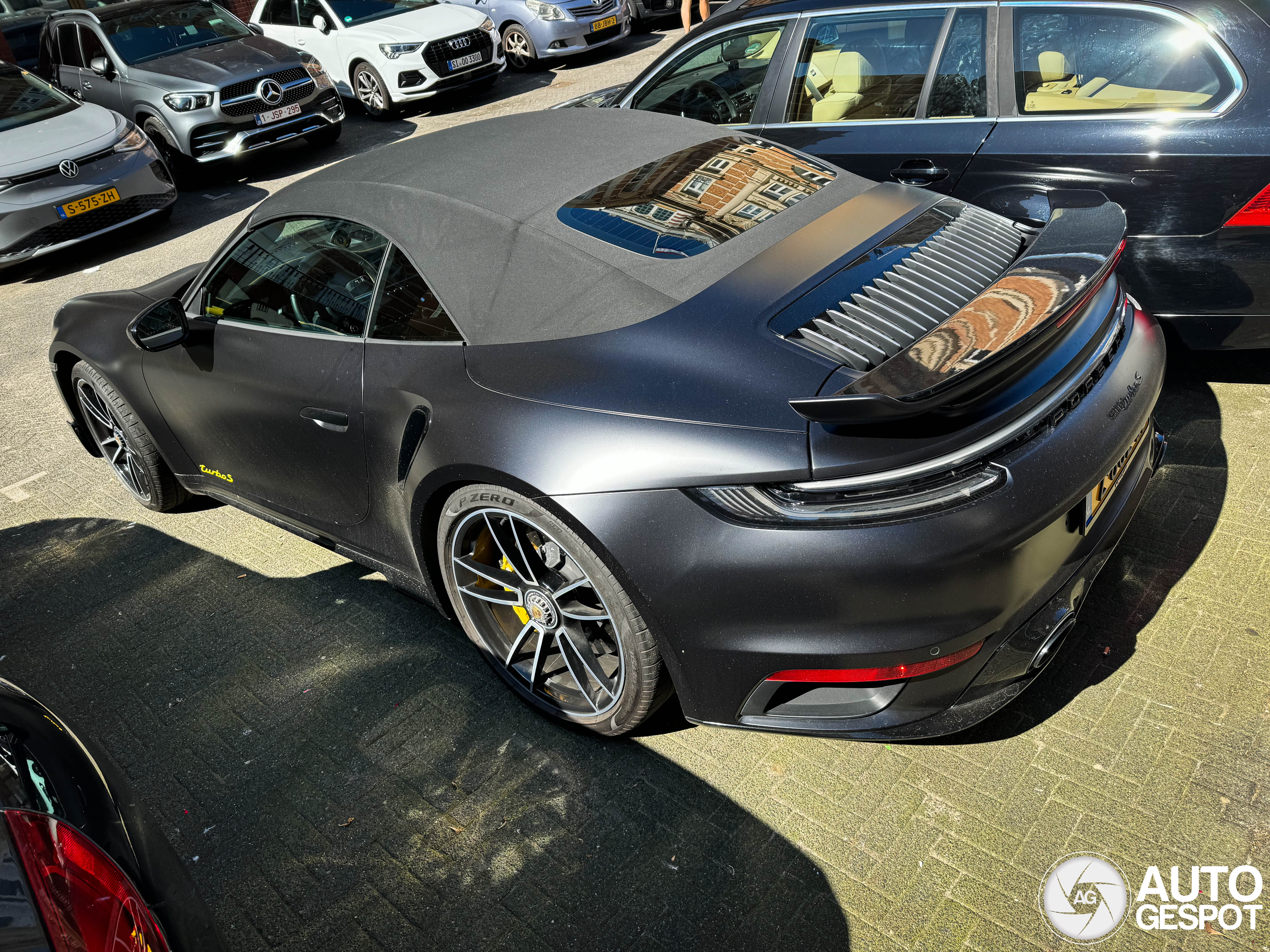 Porsche 992 Turbo S Cabriolet