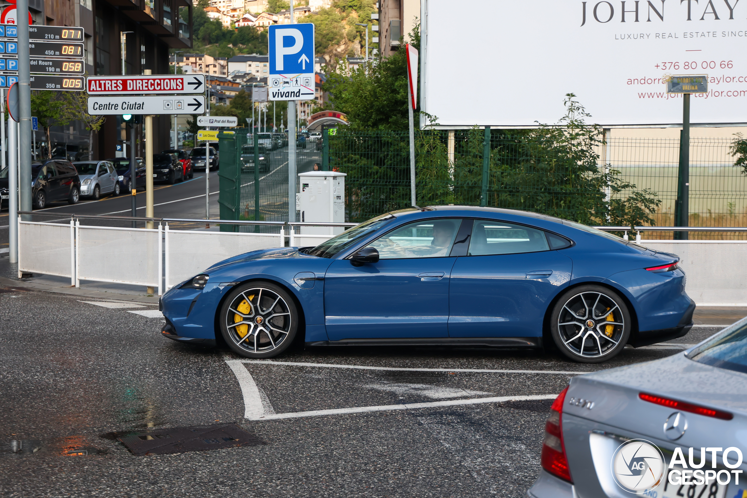 Porsche Taycan Turbo S