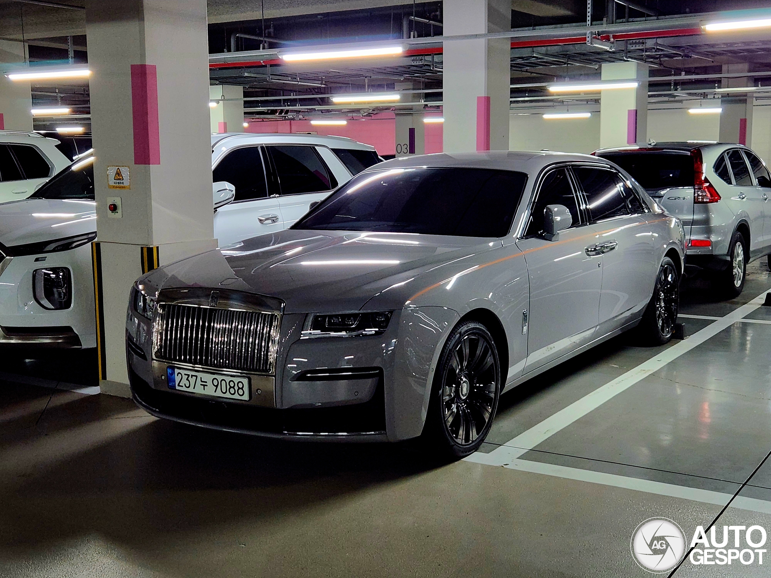 Rolls-Royce Ghost EWB 2021