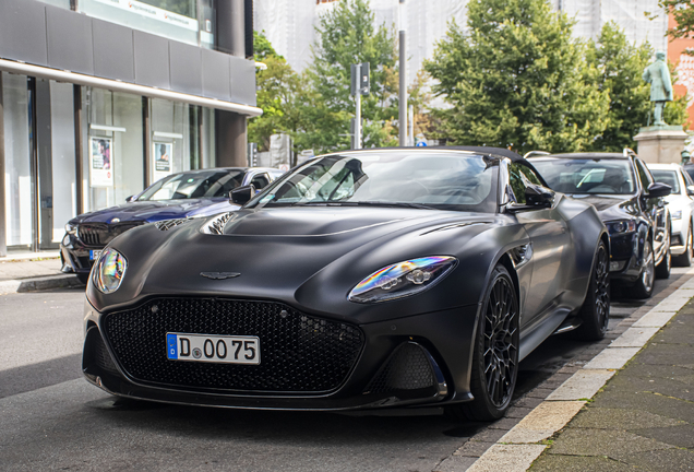 Aston Martin DBS 770 Ultimate Volante