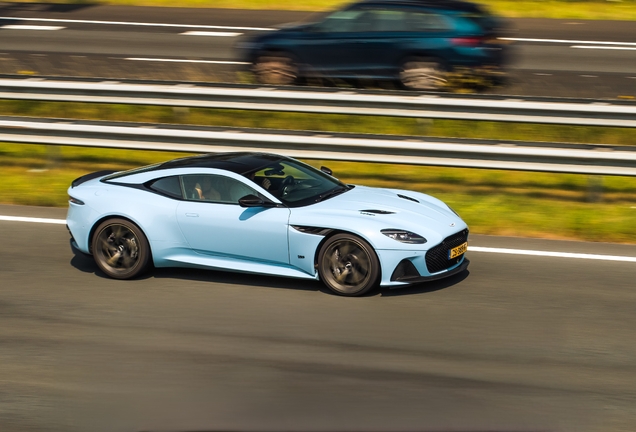 Aston Martin DBS Superleggera