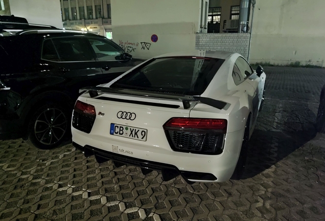 Audi R8 V10 Plus 2015