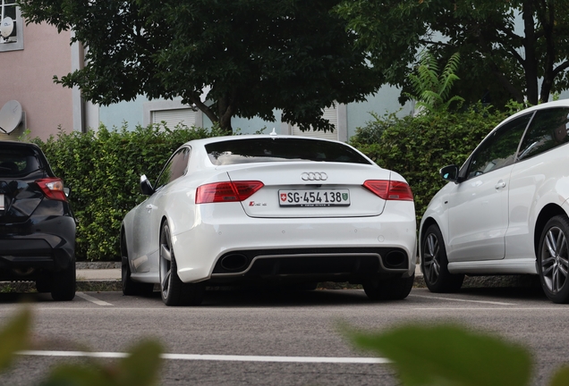 Audi RS5 B8 2012