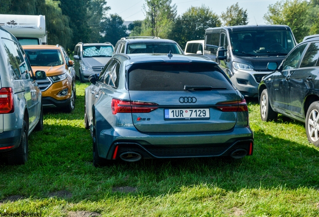 Audi RS6 Avant C8