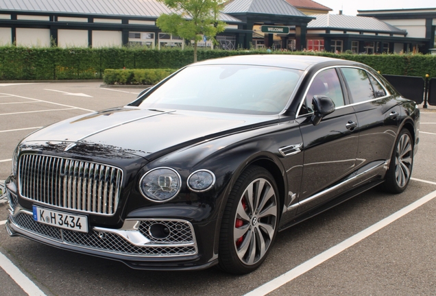 Bentley Flying Spur V8 2021