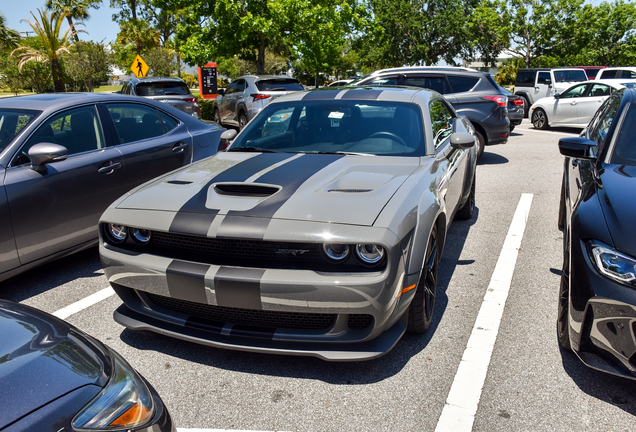 Dodge Challenger SRT Hellcat Widebody