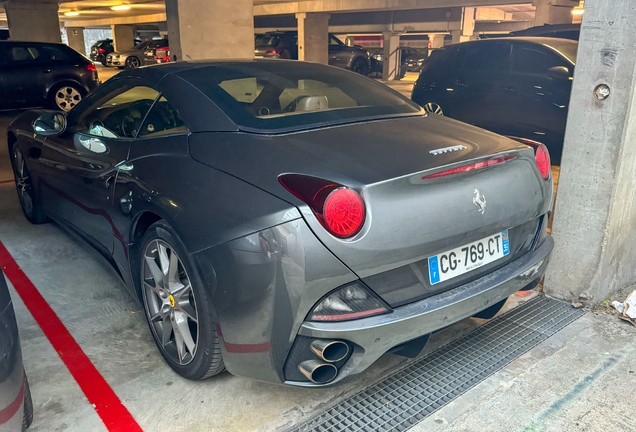 Ferrari California