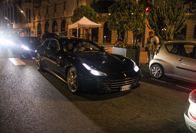 Ferrari GTC4Lusso