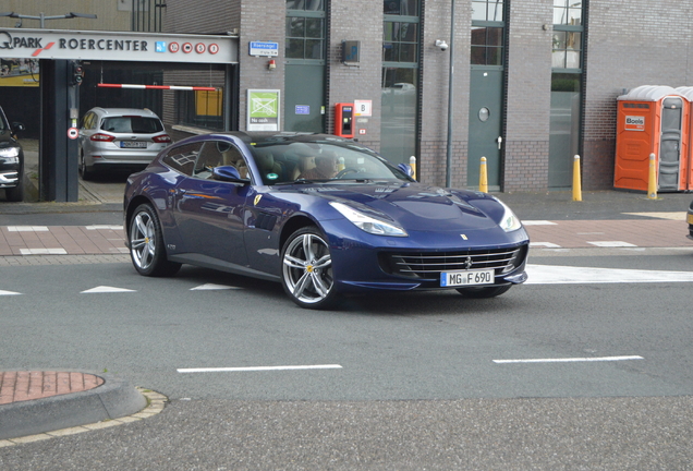 Ferrari GTC4Lusso