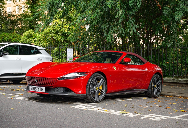 Ferrari Roma Spider