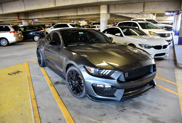 Ford Mustang Shelby GT350 2015