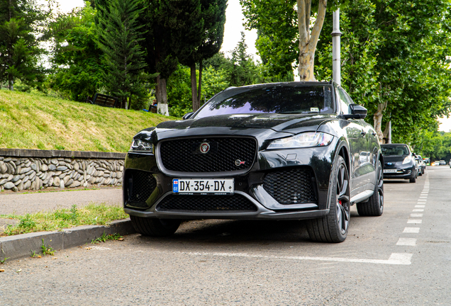 Jaguar F-PACE SVR