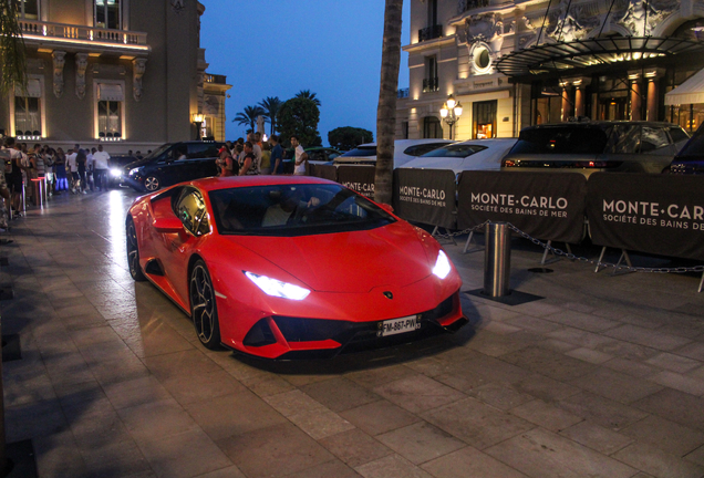 Lamborghini Huracán LP640-4 EVO