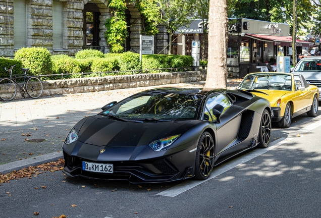 Lamborghini Mansory Aventador S LP740-4 Roadster