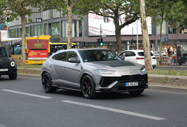 Lamborghini Urus Performante