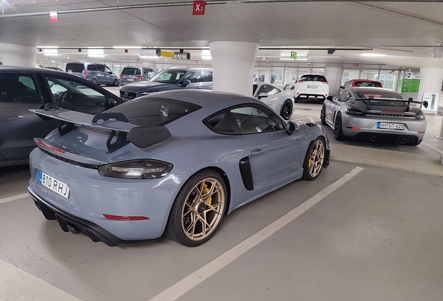 Porsche 718 Cayman GT4 RS