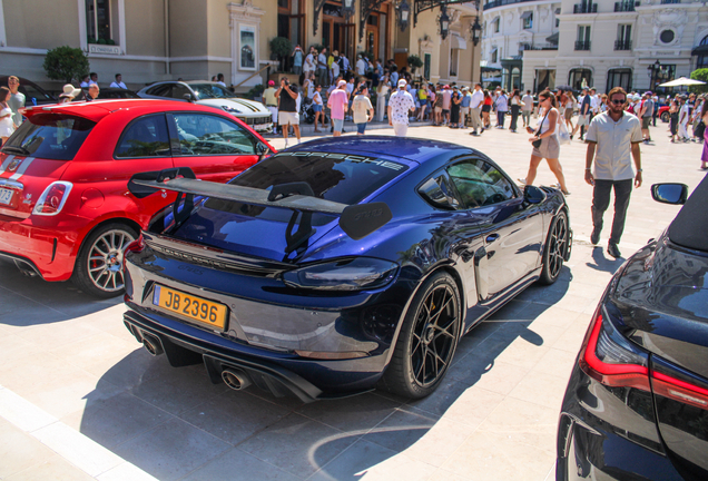 Porsche 718 Cayman GT4 RS Weissach Package