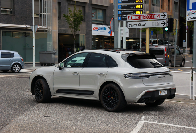 Porsche 95B Macan GTS MkIII