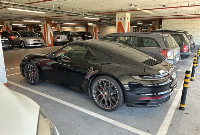 Porsche 992 Carrera S