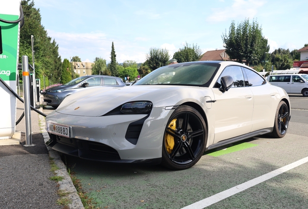 Porsche Taycan Turbo S