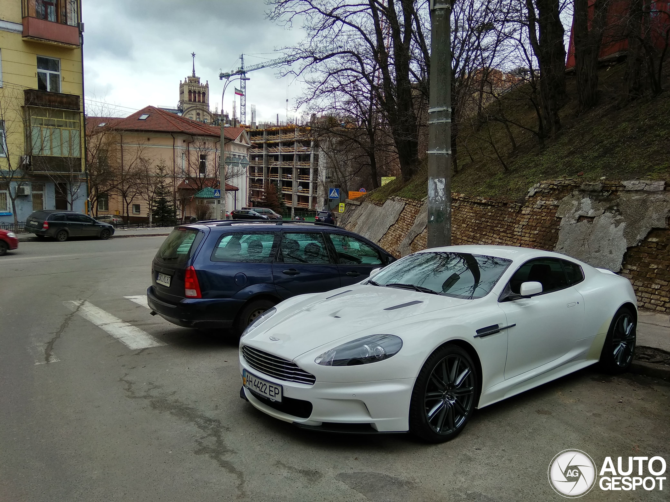 Aston Martin DBS