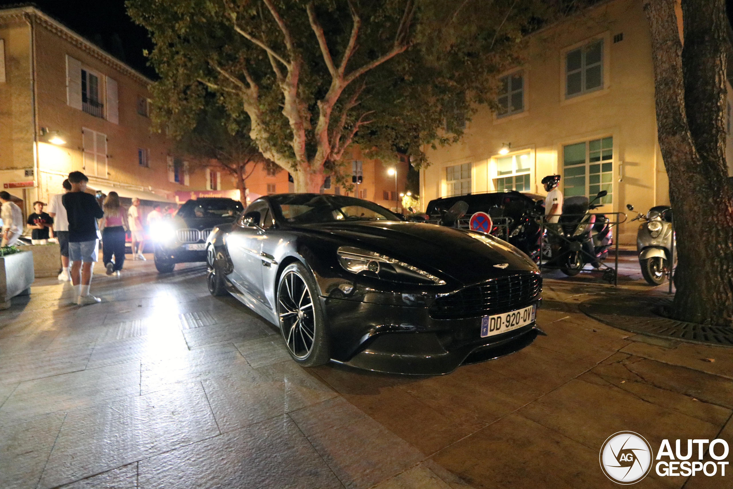 Aston Martin Vanquish 2013