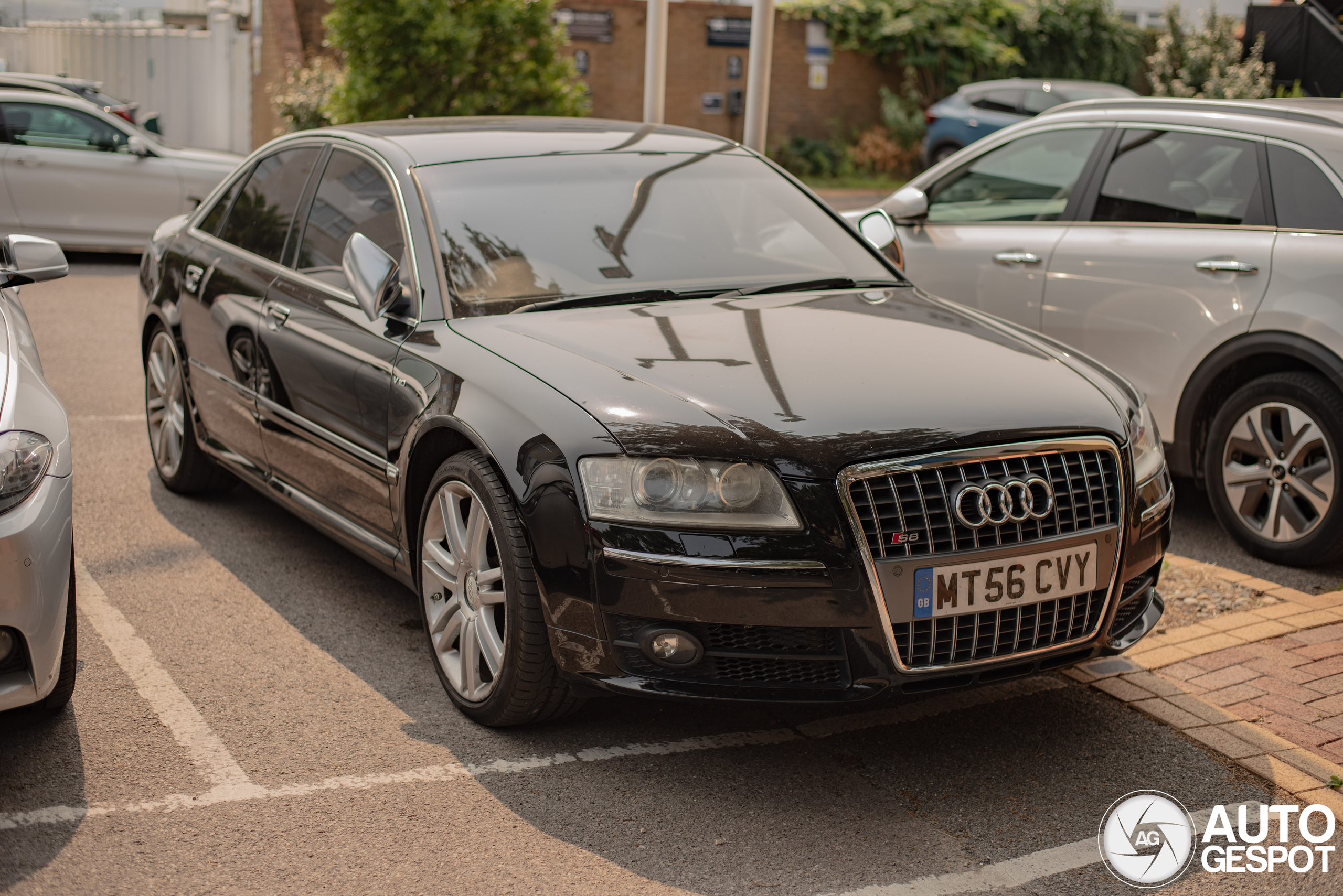 Audi S8 D3