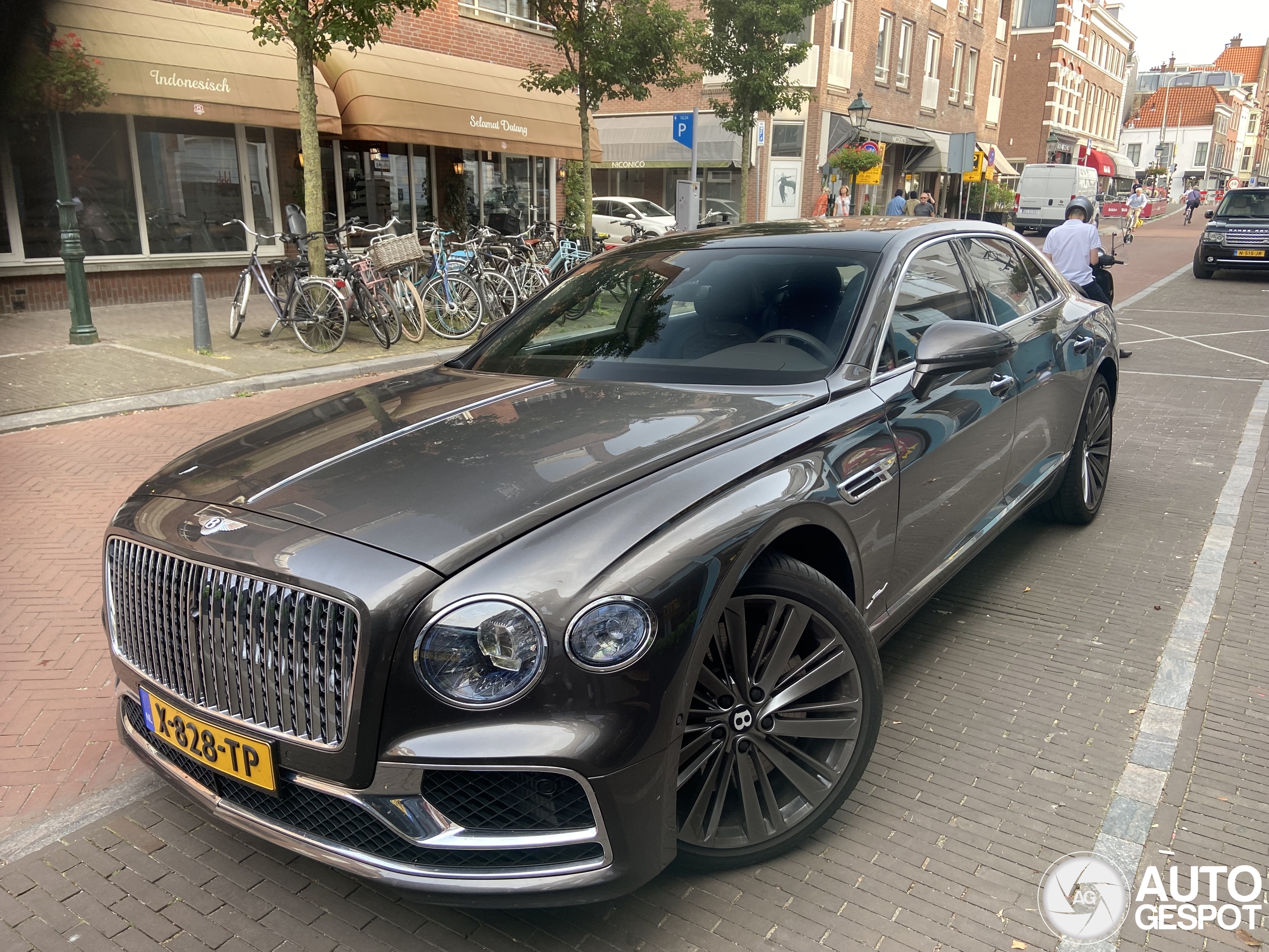 Bentley Flying Spur Speed 2023