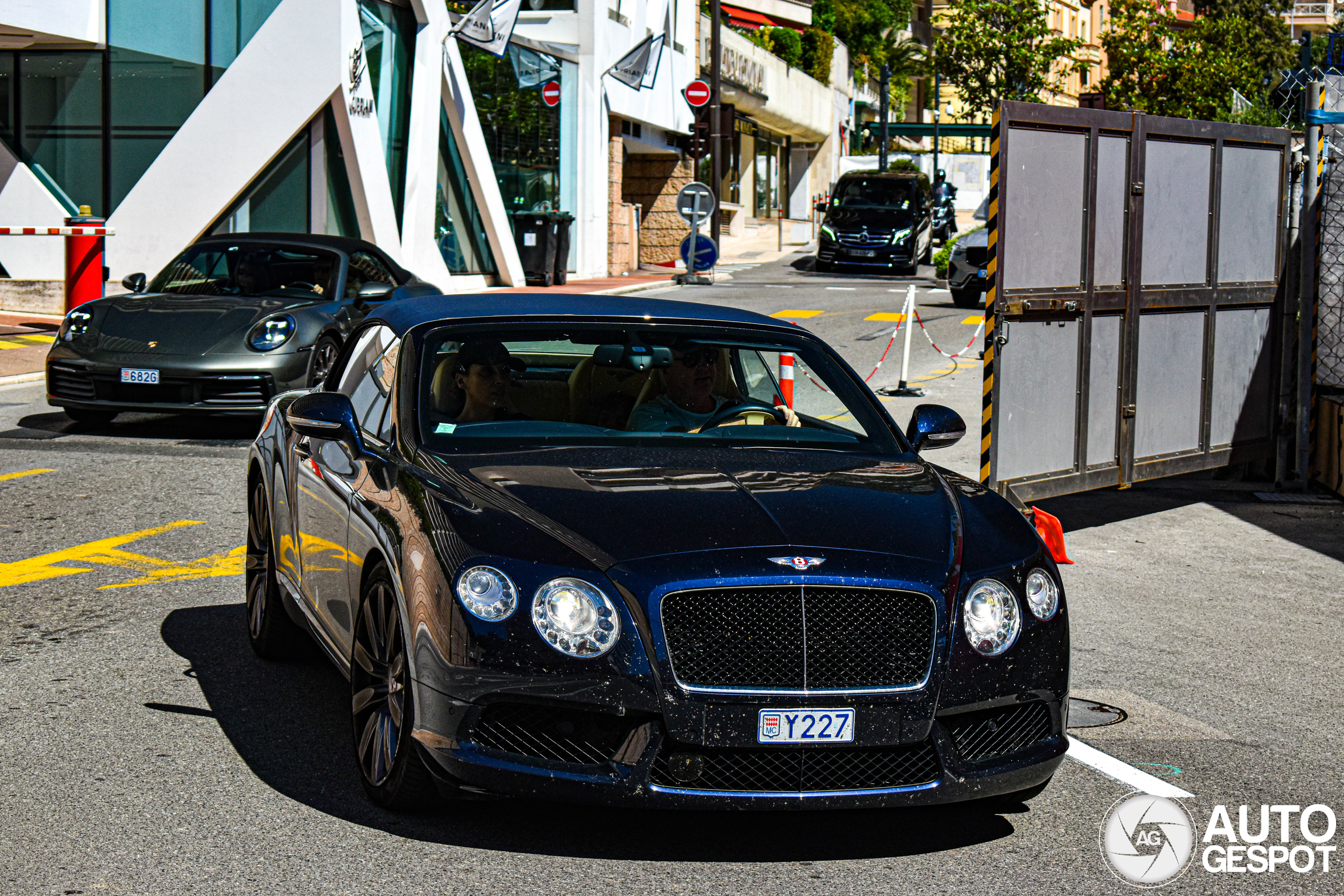 Bentley Continental GTC V8