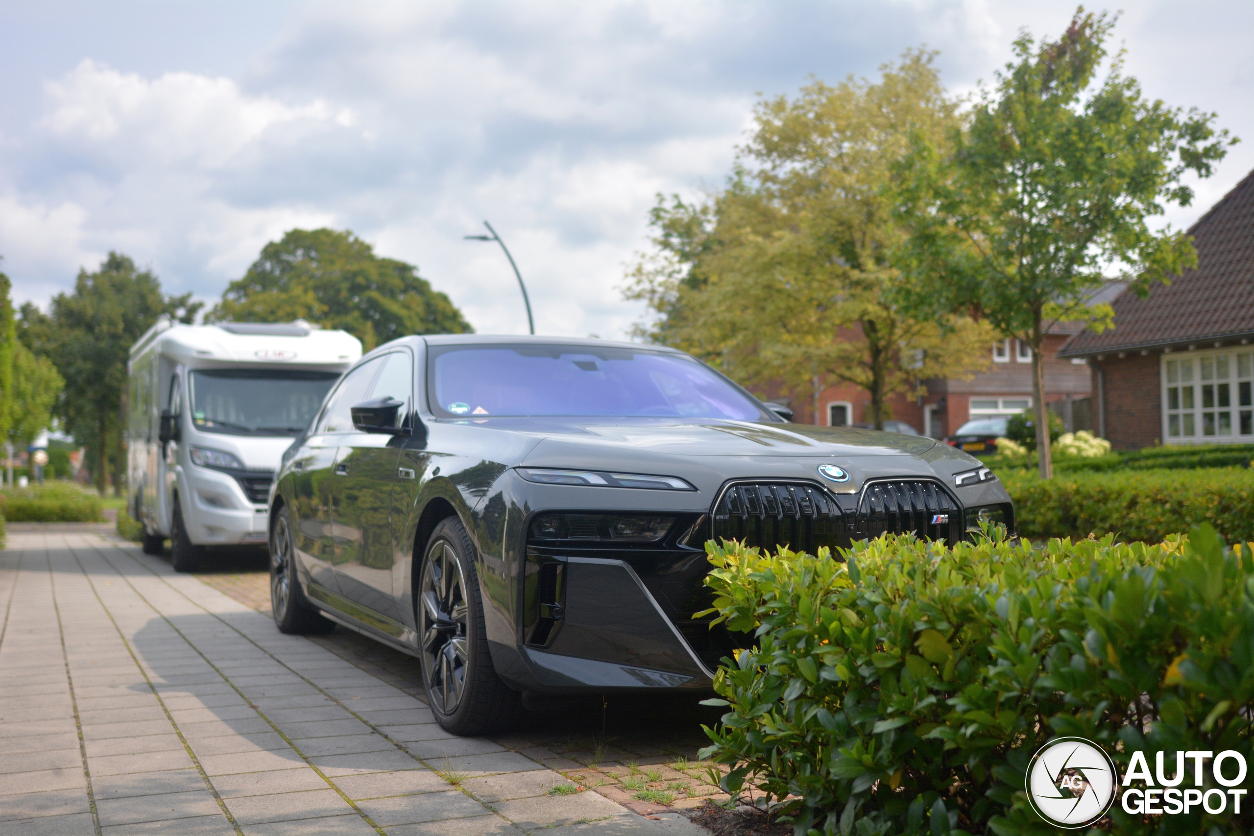 BMW M760e xDrive