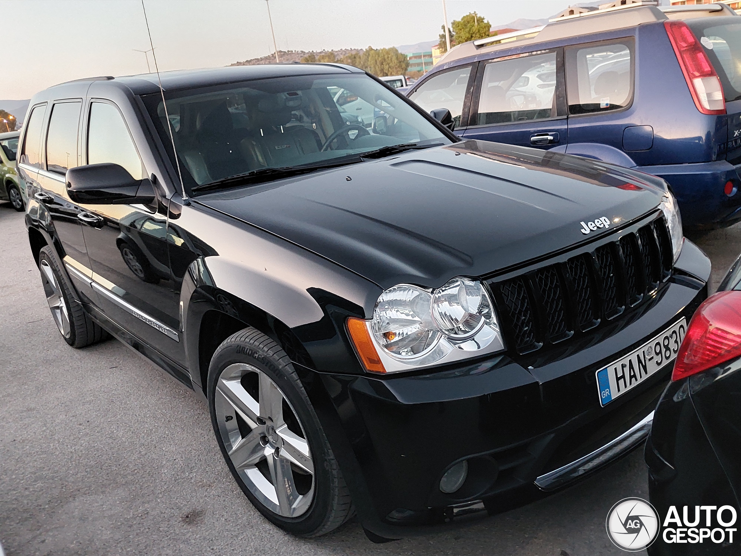 Jeep Grand Cherokee SRT-8 2005