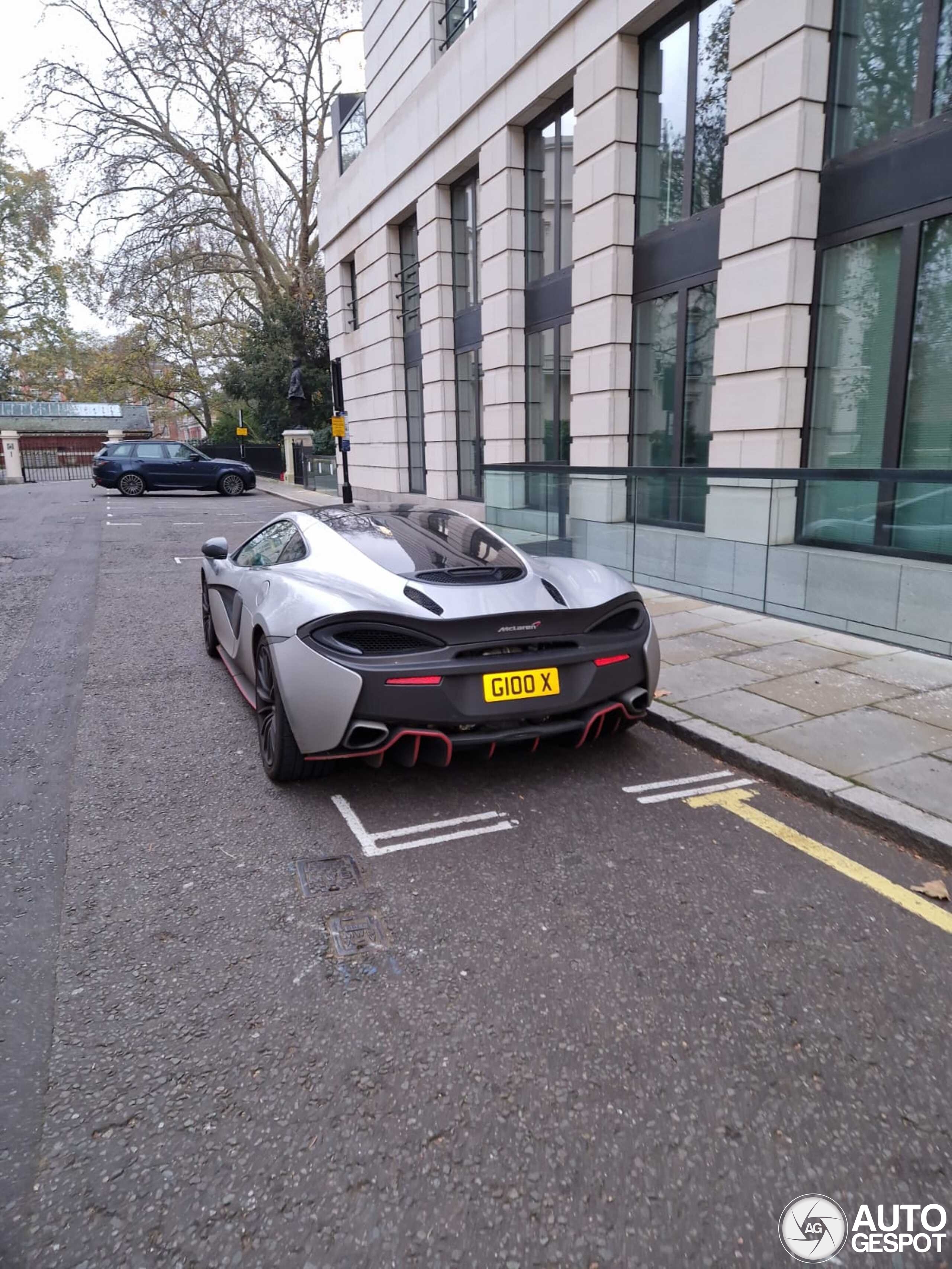 McLaren 570GT