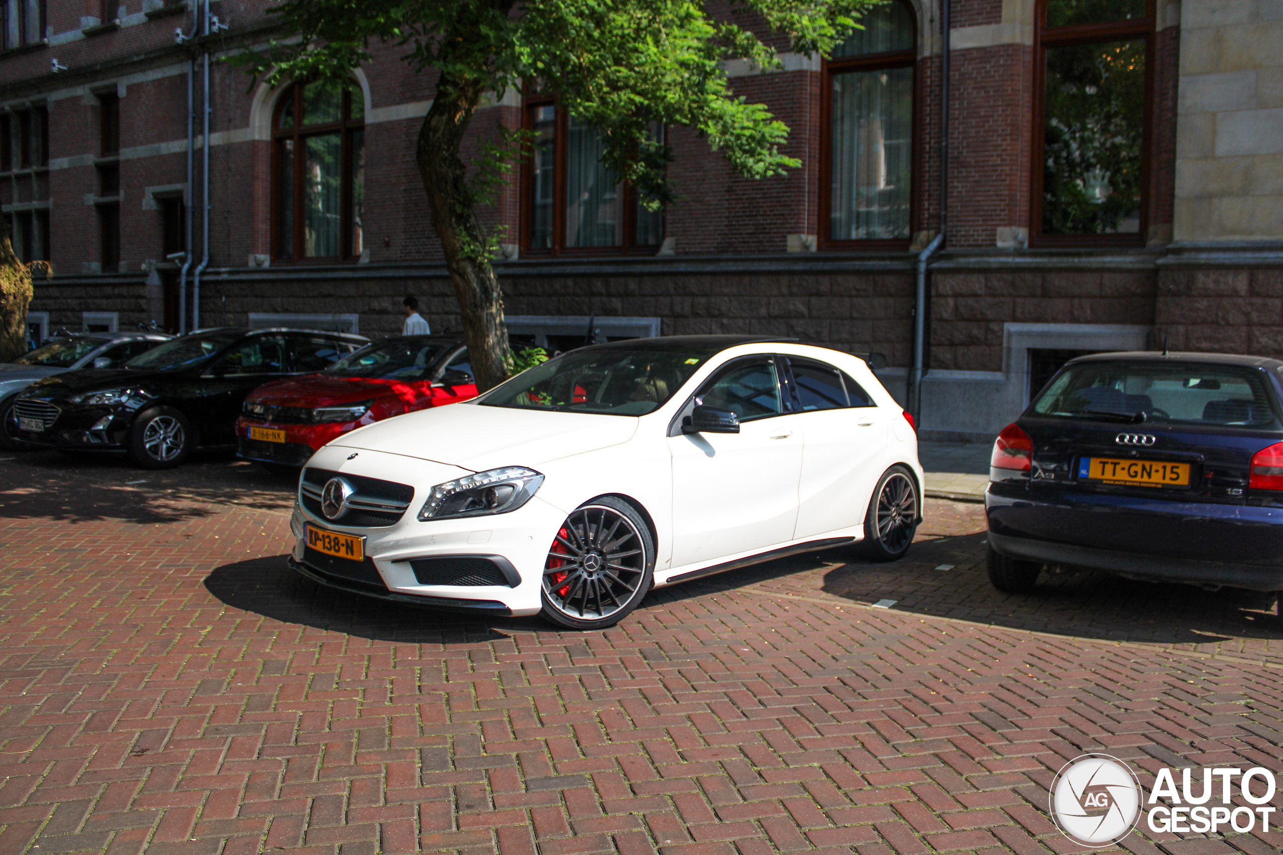 Mercedes-Benz A 45 AMG