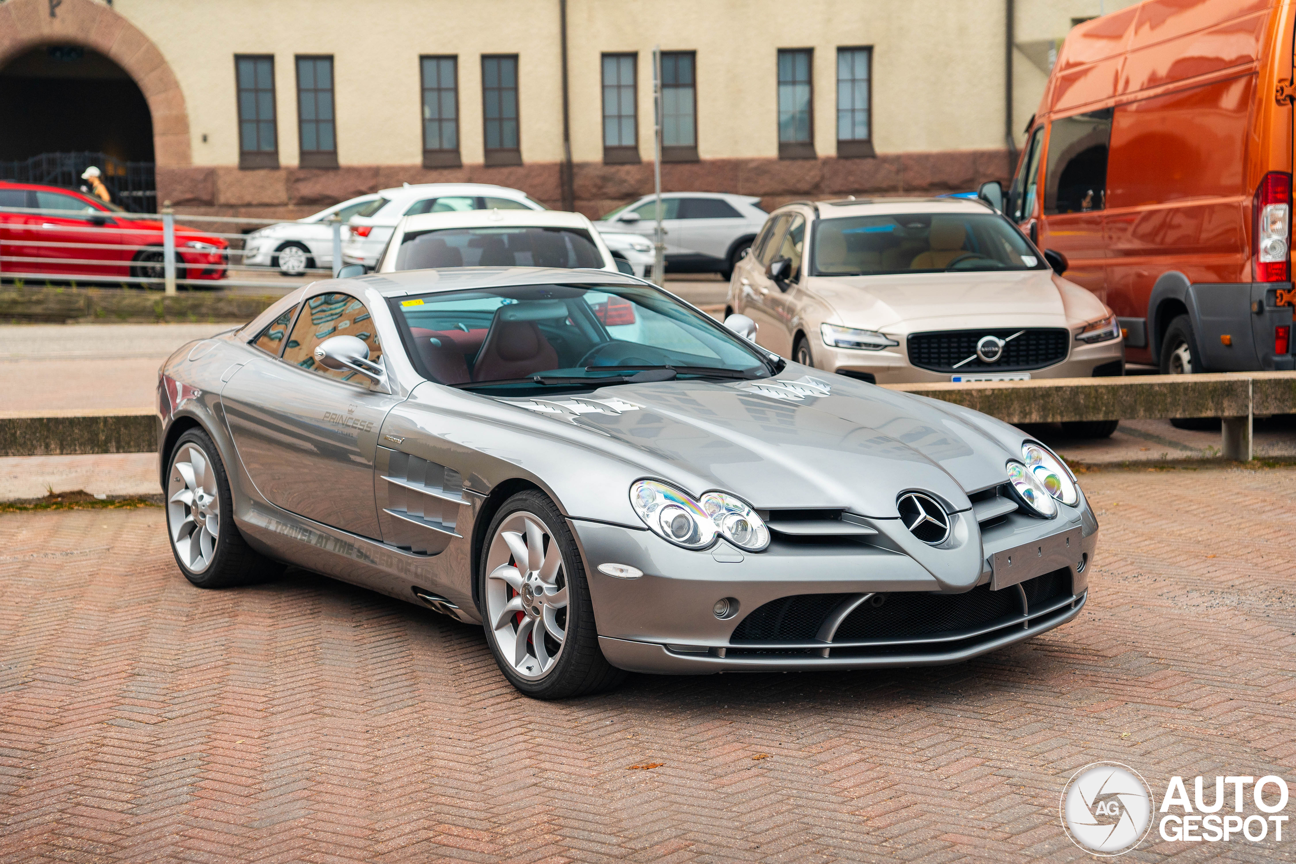 Mercedes-Benz SLR McLaren