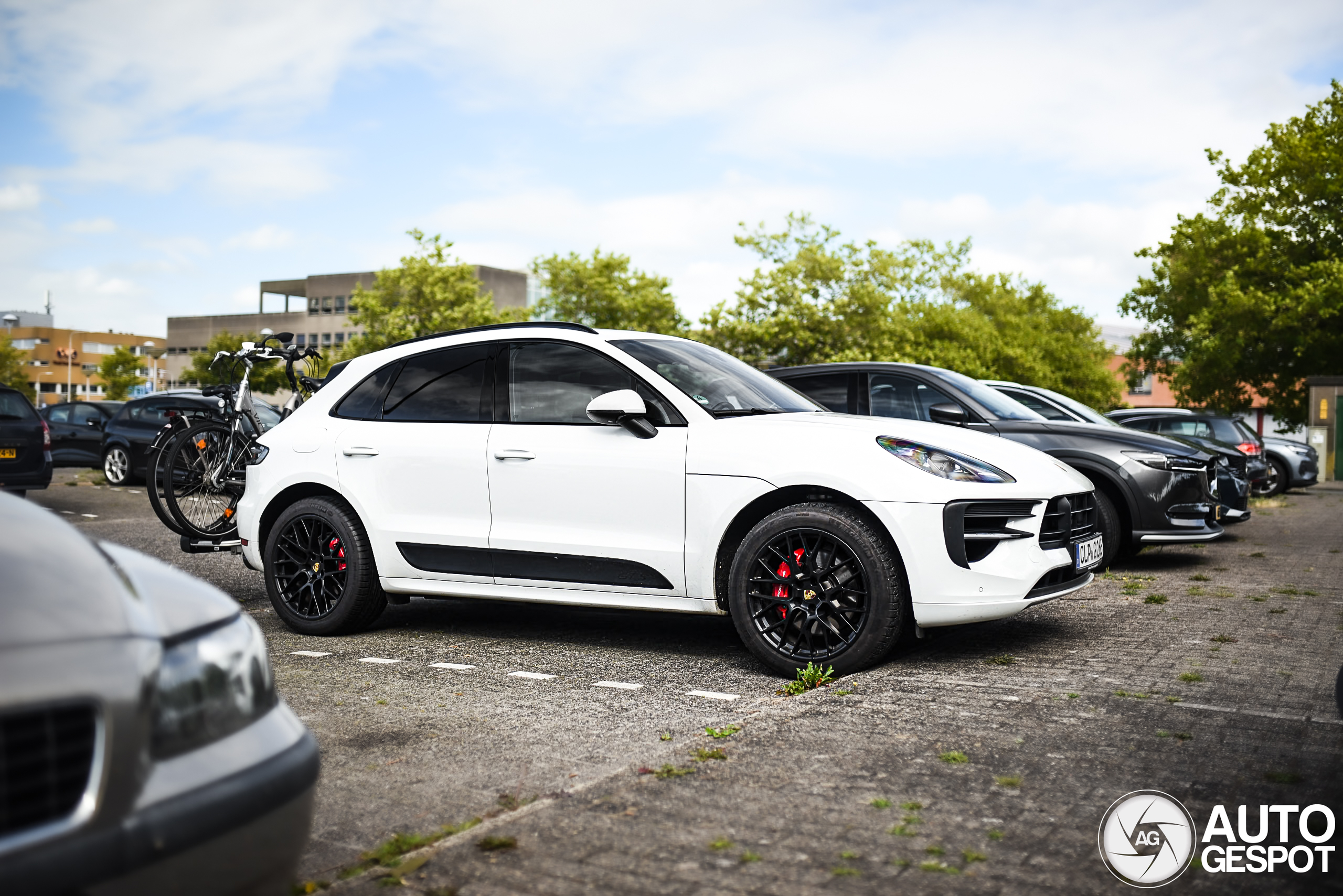 Porsche 95B Macan GTS MkII