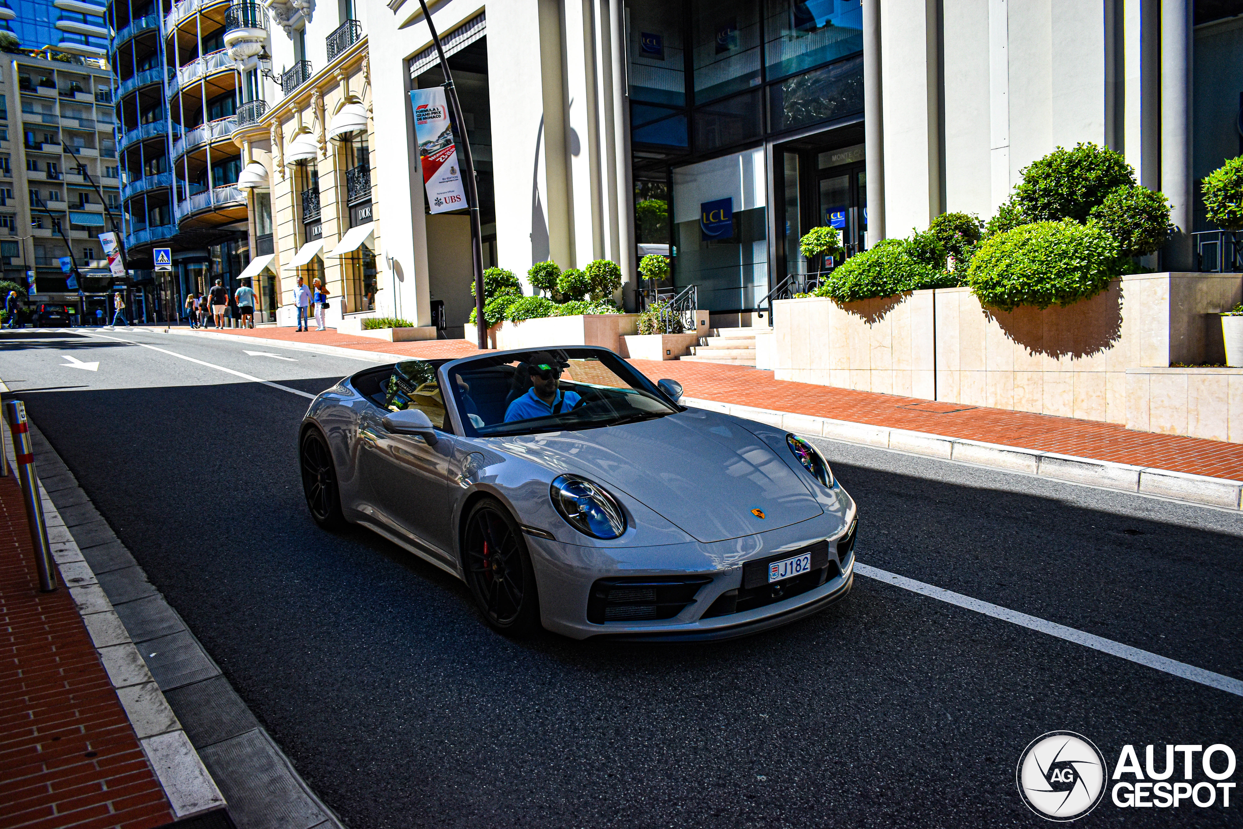 Porsche 992 Carrera 4 GTS Cabriolet