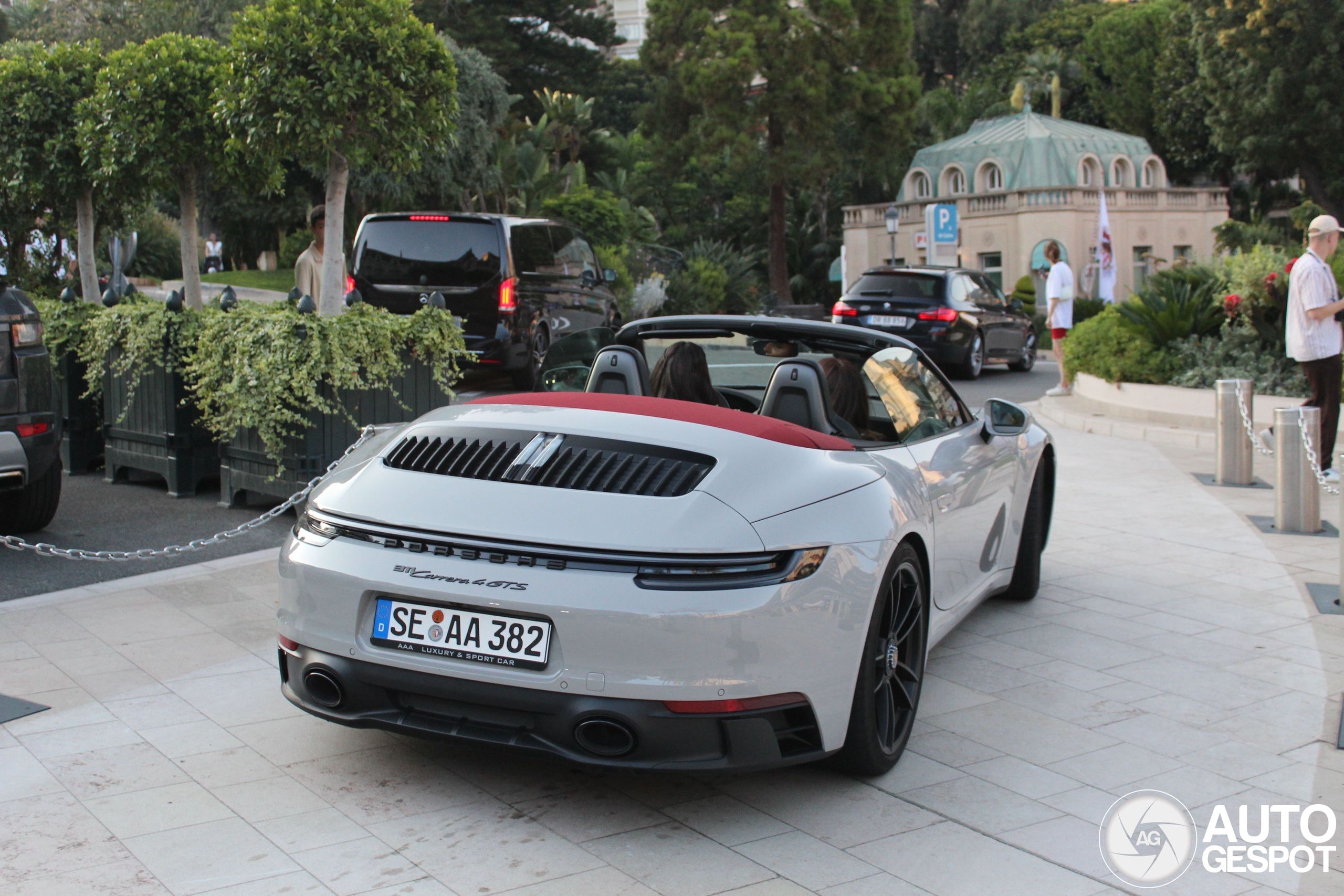 Porsche 992 Carrera 4 GTS Cabriolet