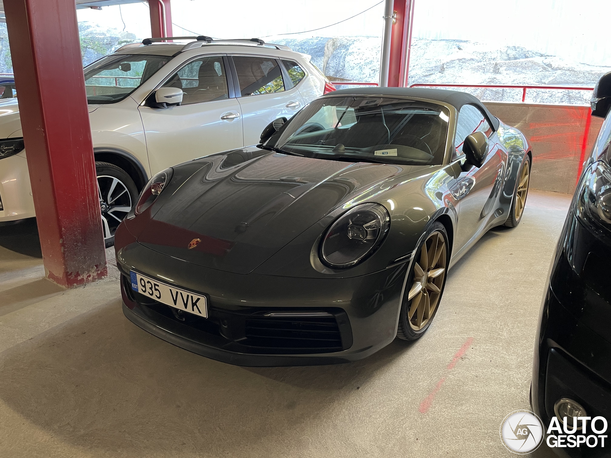 Porsche 992 Carrera 4S Cabriolet