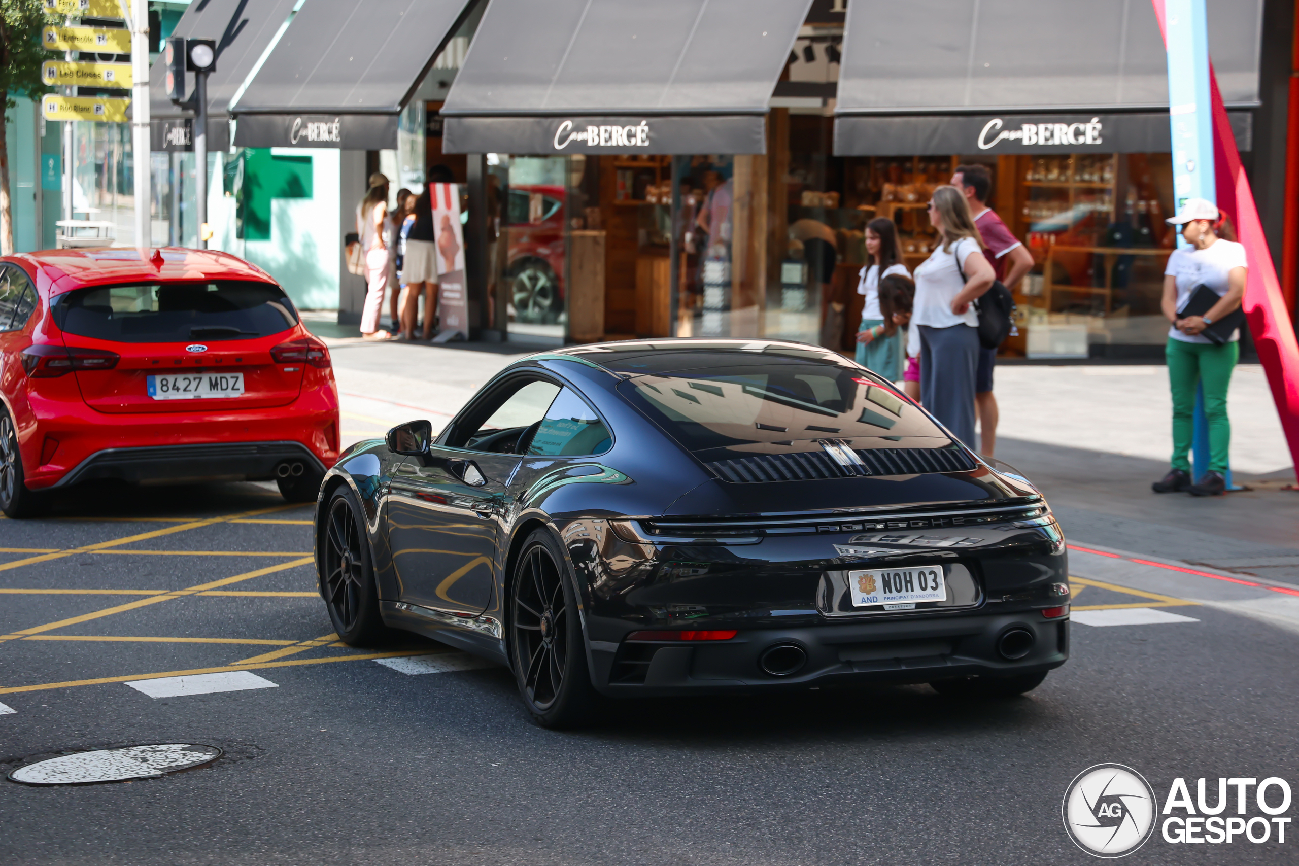 Porsche 992 Carrera GTS