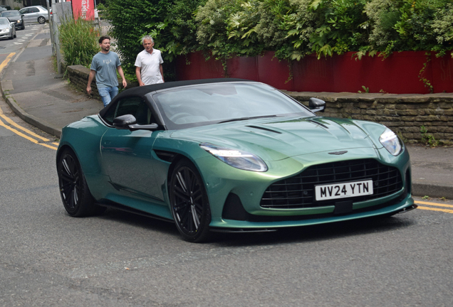 Aston Martin DB12 Volante