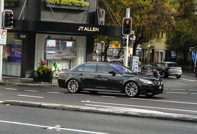 BMW M5 E60 2005