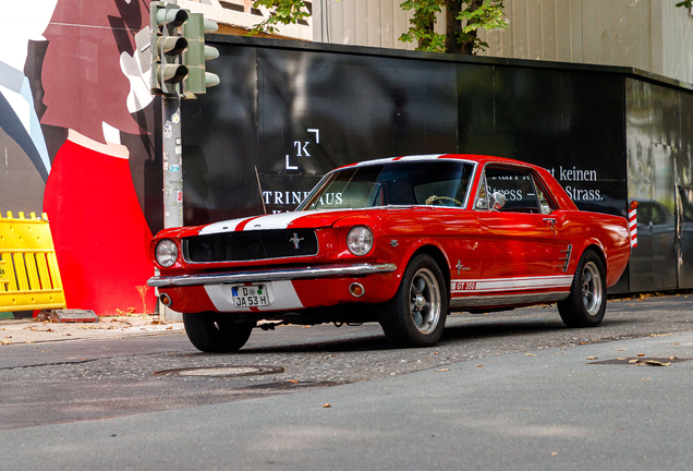 Ford Mustang Shelby G.T. 350