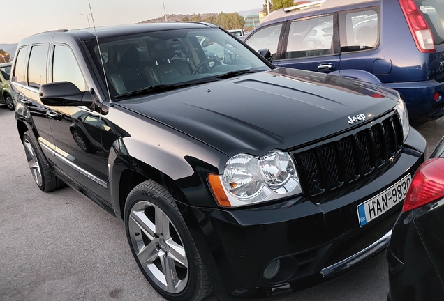 Jeep Grand Cherokee SRT-8 2005