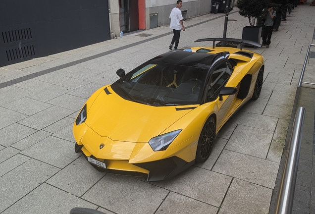 Lamborghini Aventador LP750-4 SuperVeloce Roadster