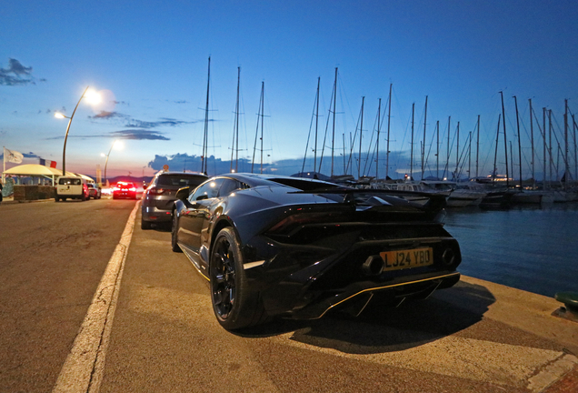 Lamborghini Huracán LP640-2 Tecnica