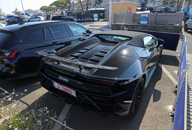 Lamborghini Huracán LP640-4 EVO Spyder