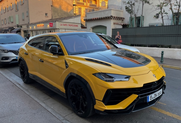 Lamborghini Urus Performante