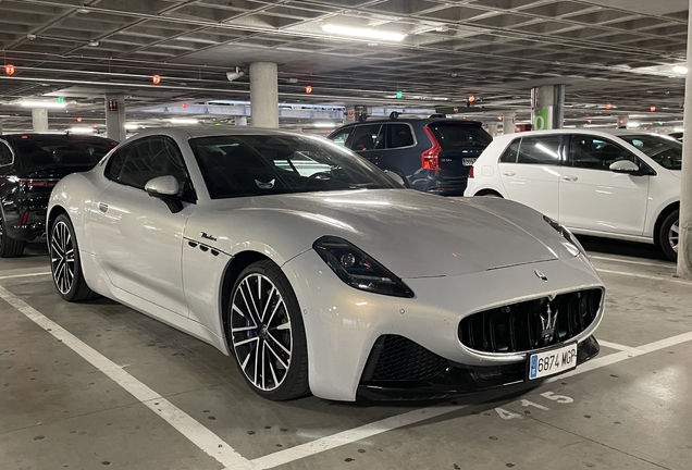 Maserati GranTurismo Modena 2023